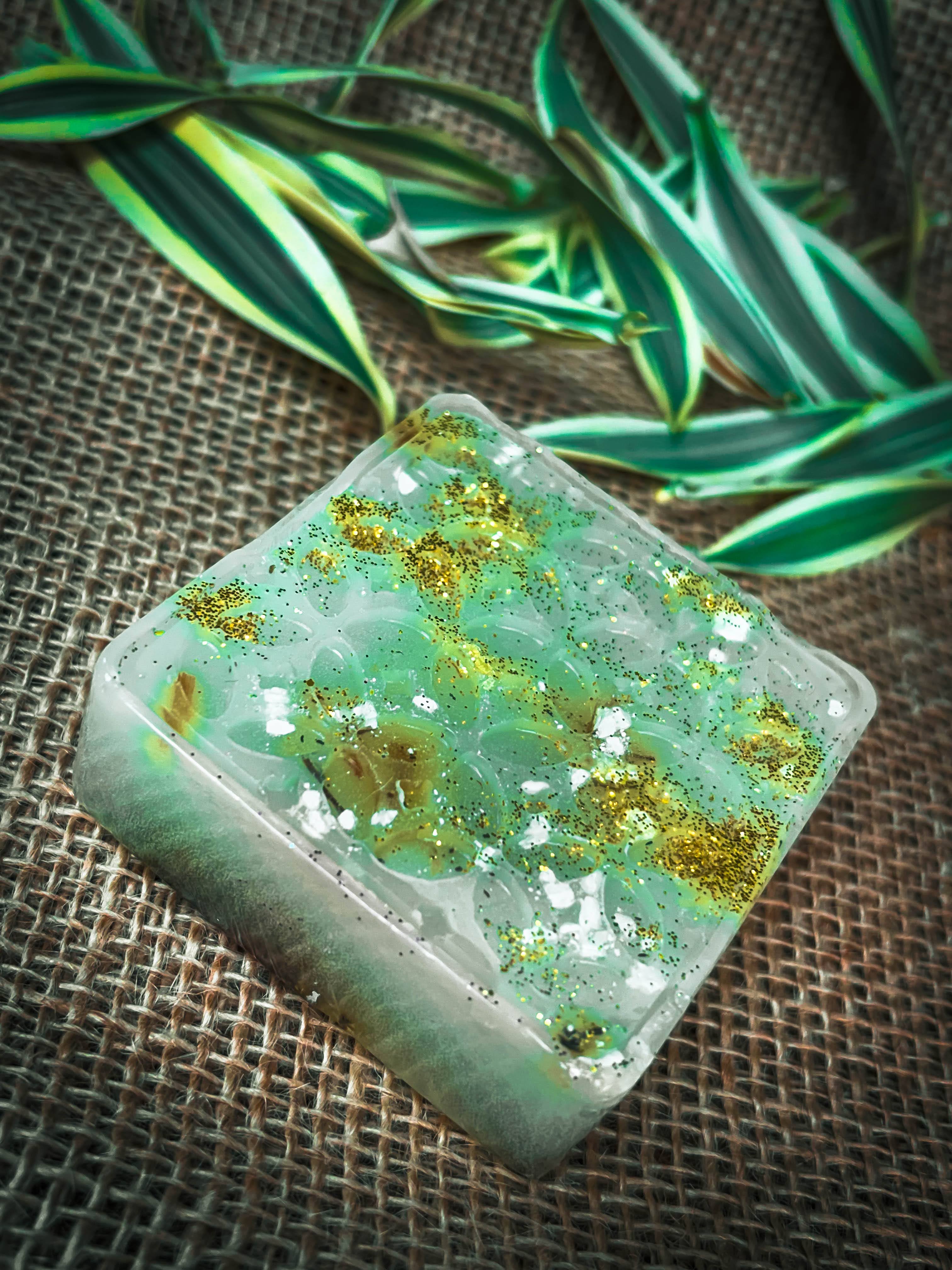 Sabonete Artesanal Alma de Cristal – Limpeza Energética 120g